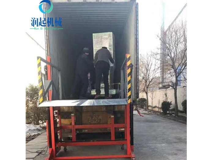 移动式升降货梯